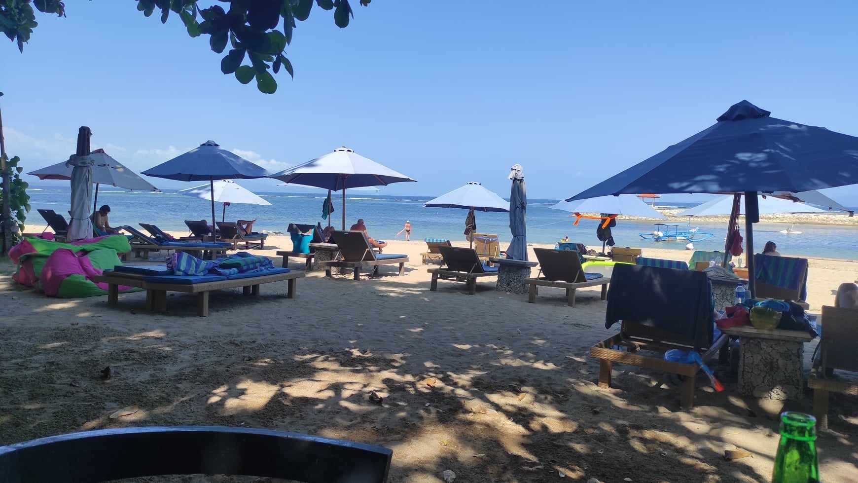 4. nap: Lazulás Sanur Beach-en